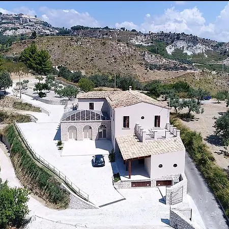 Casale Della Rocca * Gerace