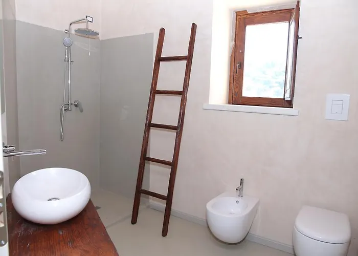 农家乐 Casale Della Rocca 杰拉切