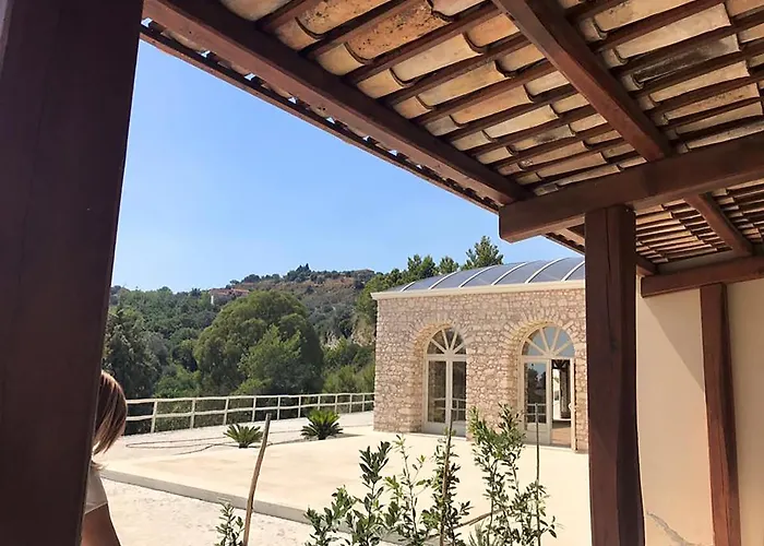 农家乐 Casale Della Rocca